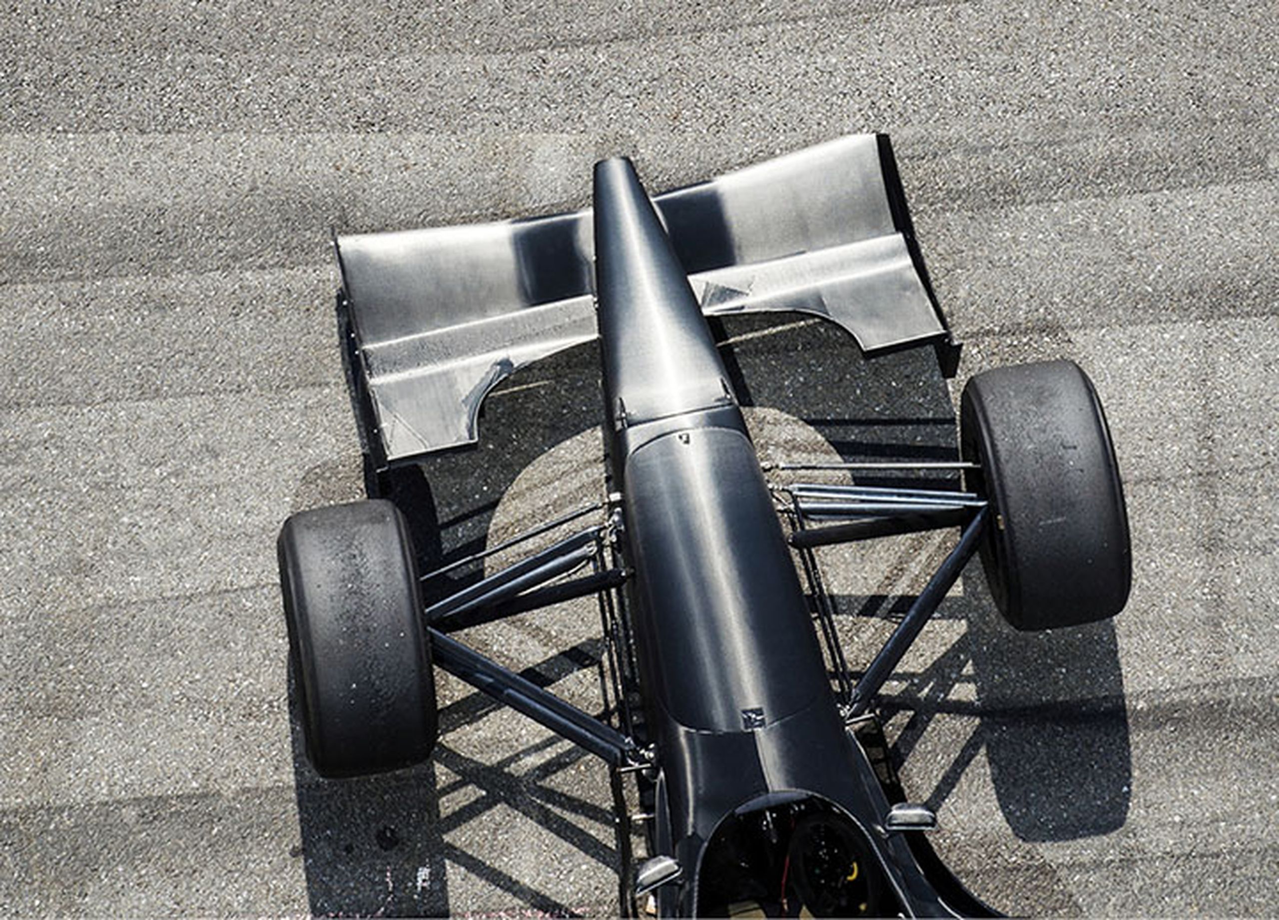 Racing car Unic transmissions