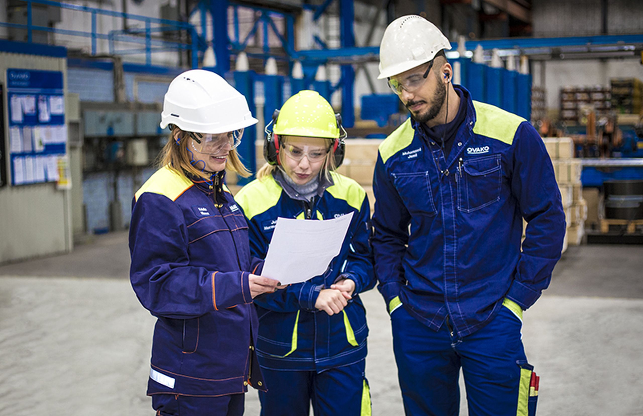 Employees at production site 
